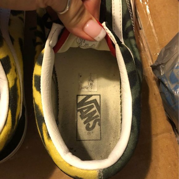 Men's Vans Old Skool Tie-Dyed Sneakers - 10 - Picture 10 of 10